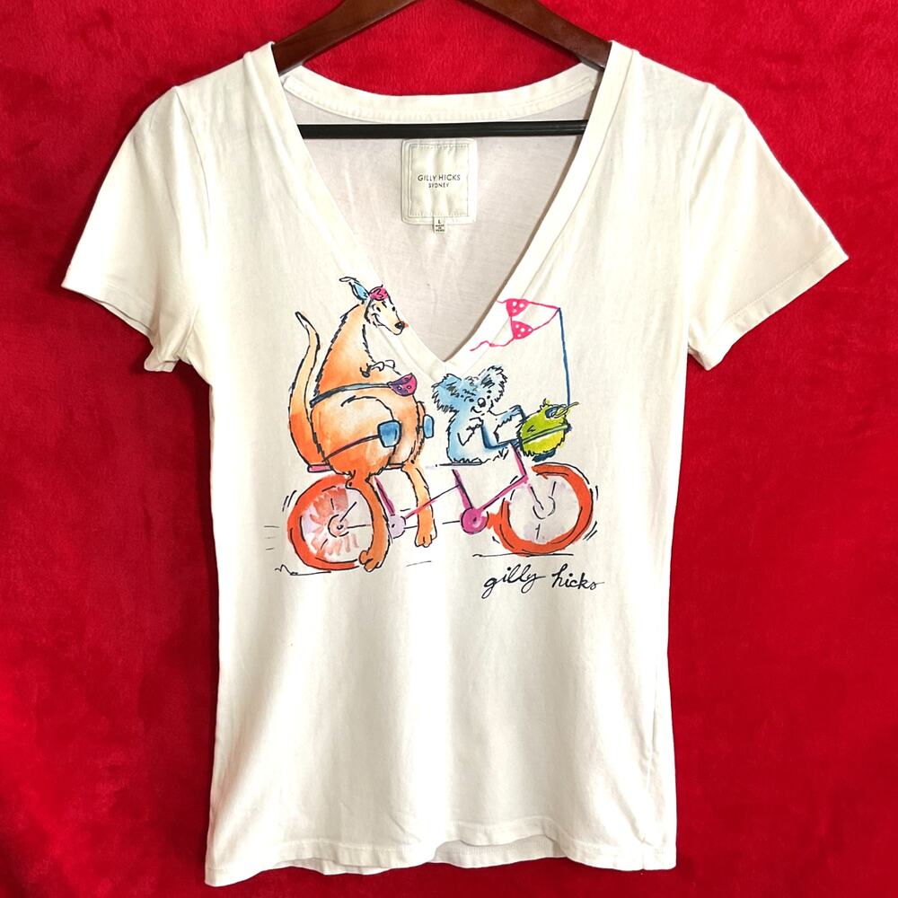 Gilly Hicks Sydney V Neck Tee Shirt Large
